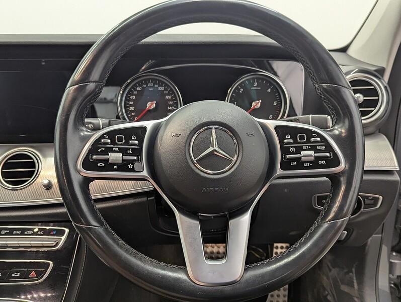 Mercedes-Benz E Class Photo freshmotors-290a72db1a20f098eea1cdad59450d7b5eae561c.jpg