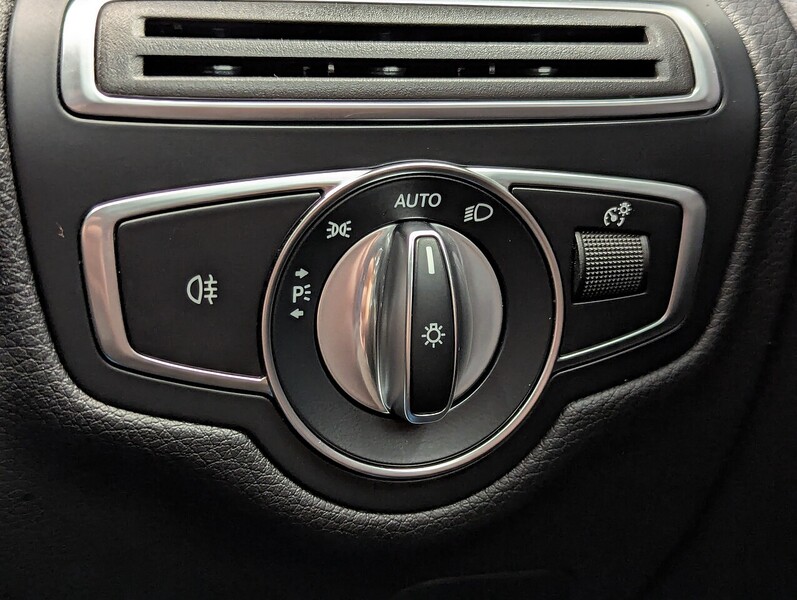 Mercedes-Benz C Class Photo freshmotors-29617d5f92d87ea218ad6c3c8a41b6828d40c2c7.jpg