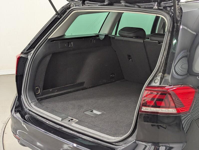 Volkswagen Passat Photo freshmotors-2972e48373e8e6ac7d09f5cd17f9576d0281e4c1.jpg