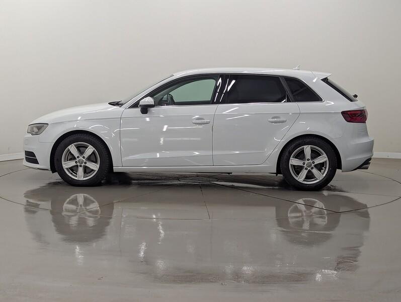 Audi A3 Photo freshmotors-29a2ca9cdc2cf4d31fd996aeaa73e9cc8cbbeeac.jpg
