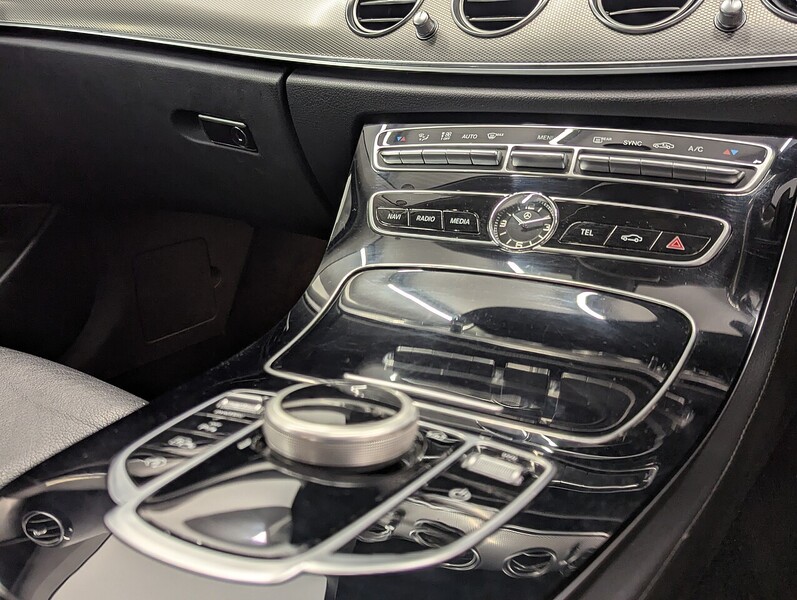 Mercedes-Benz E Class Photo freshmotors-2b3b608d4723a9e2bbde8b1b37a14fc4077af88f.jpg