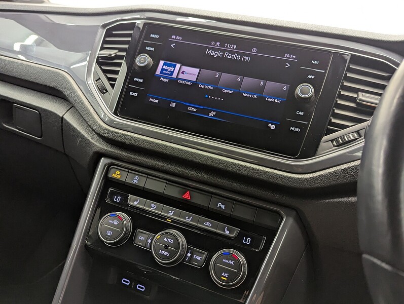 Volkswagen T-Roc Photo freshmotors-2cd5025cccbfb8a06ac6a6899dacabea3d2b1770.jpg