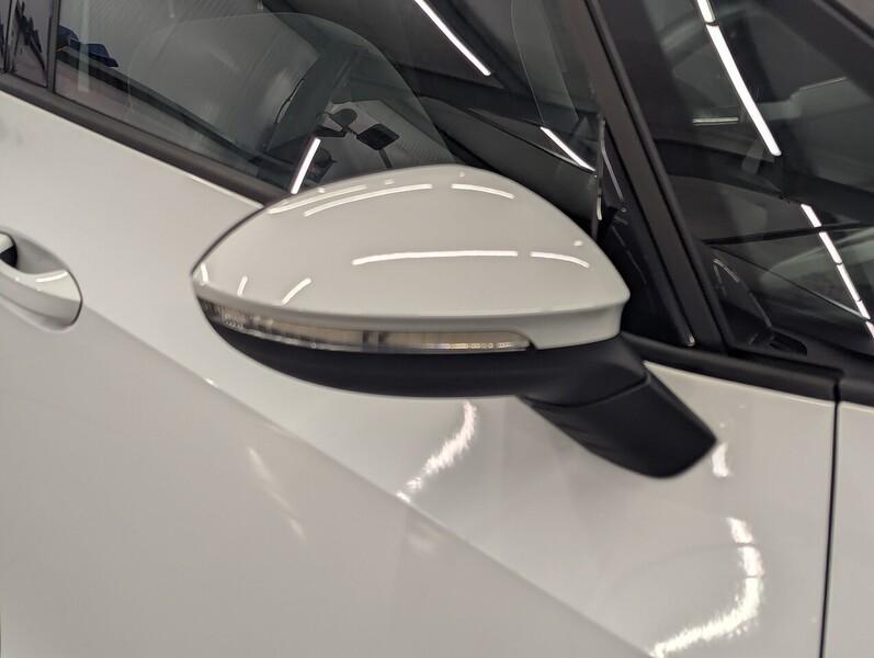 Volkswagen ID.3 Photo freshmotors-30e1a82bdd641880a8a38a05d7cfeee86140bab6.jpg