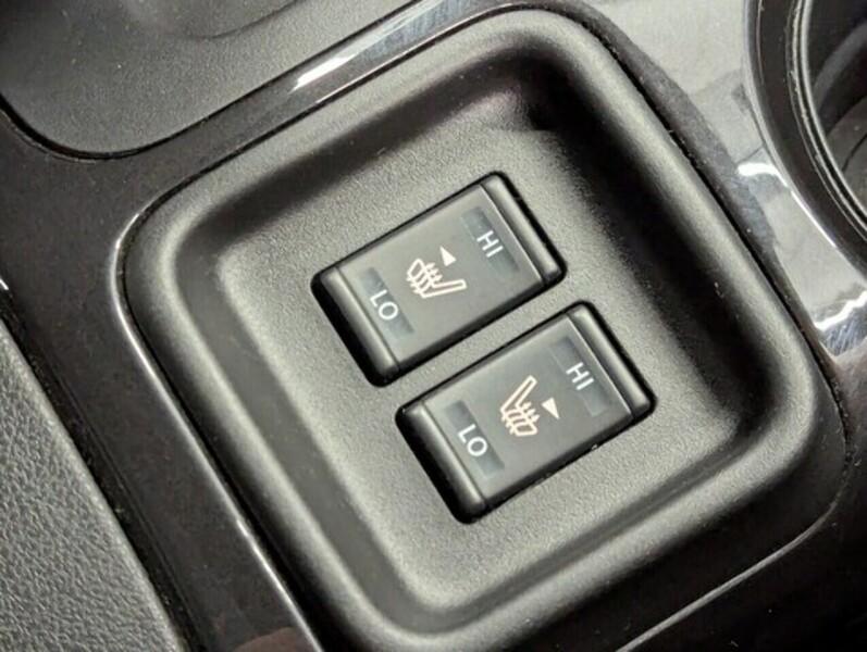 Land Rover Defender 110 Photo freshmotors-312c62dee3e9b931e7e5dd0449584736f1490497.jpg