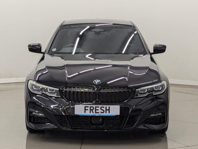 BMW 3 Series Photo freshmotors-31acfe74878d1510387dd8b2f0d7fa6a80637923.jpg