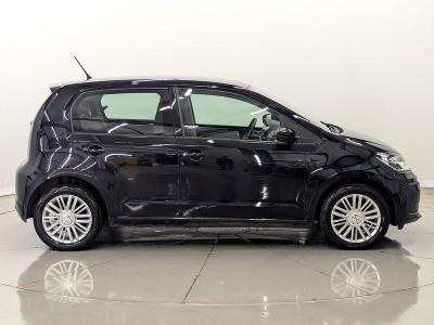 Volkswagen up! Photo freshmotors-335fc995e8a5ce4d1ff1950352c93fac46fc2ec7.jpg