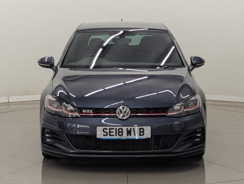 Volkswagen Golf Photo freshmotors-3466cb8366540f9d47ccc136177f9d5fe347b405.jpg