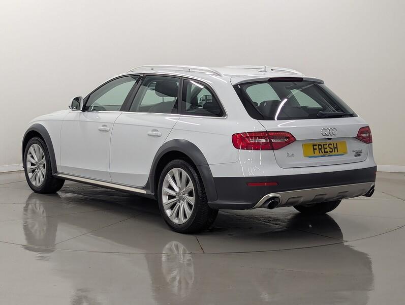 Audi A4 Photo freshmotors-34c46b0d5b1637a9f1a153fe2cf601dd88085aa6.jpg