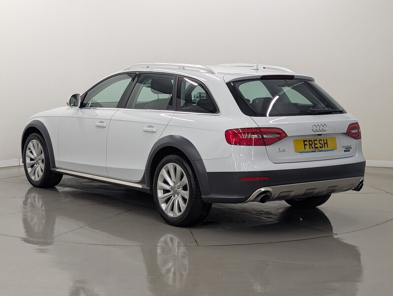 Audi A4 Photo freshmotors-34c46b0d5b1637a9f1a153fe2cf601dd88085aa6.jpg