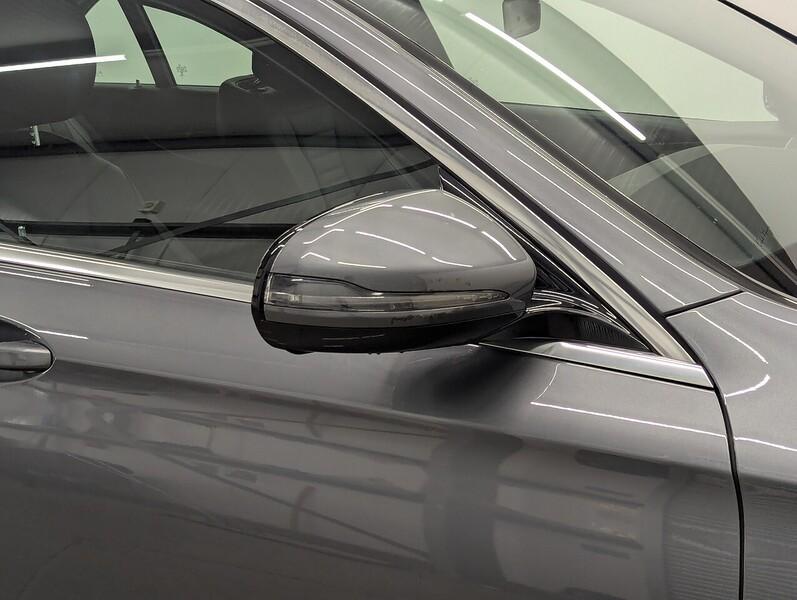 Mercedes-Benz E Class Photo freshmotors-34c8df9ca79212bbba036483789ad000207e9c89.jpg