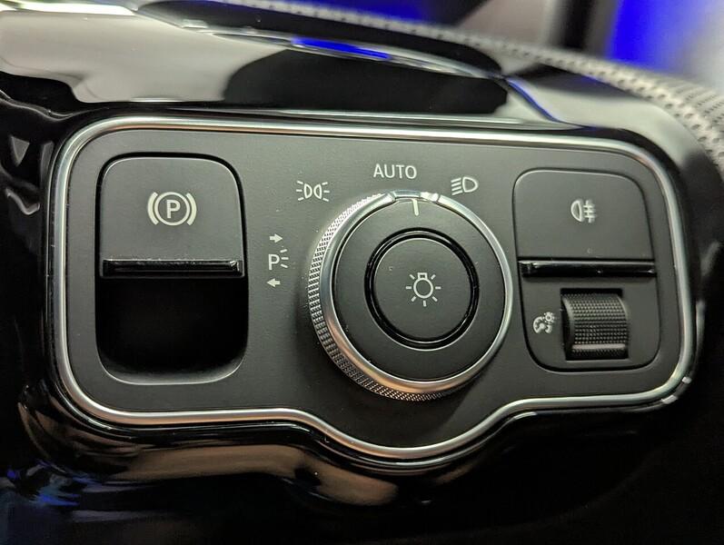 Mercedes-Benz A Class Photo freshmotors-373cf069791151949d36cc28245be3225bc50470.jpg