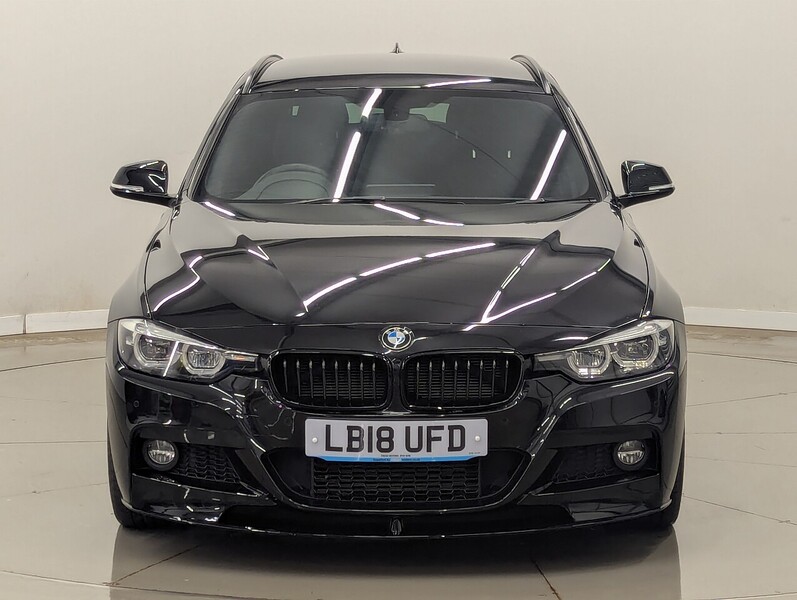 BMW 3 Series Photo freshmotors-3a20b235854b38e1d6353eacd31328a36db39c9a.jpg