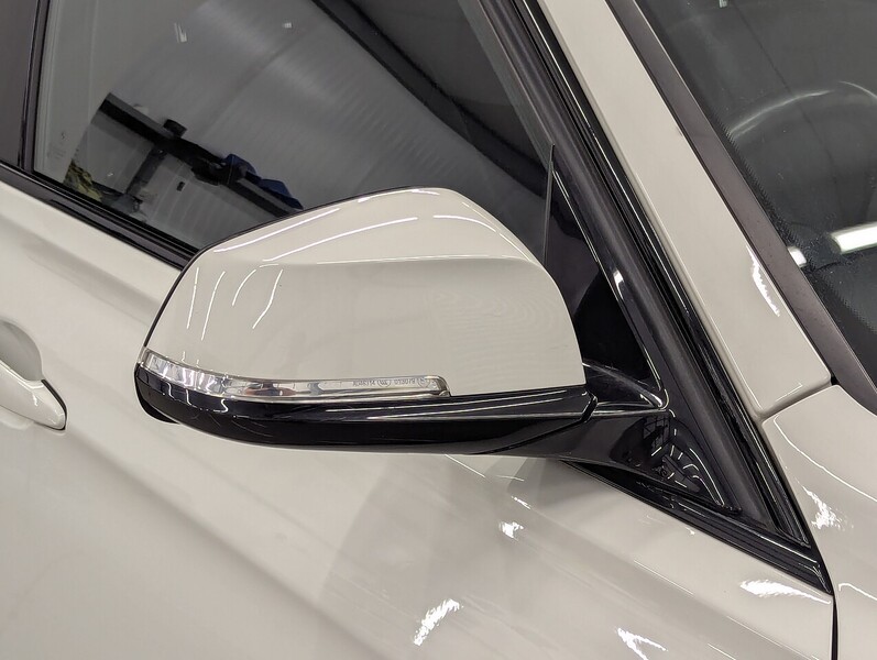 BMW 3 Series Photo freshmotors-3a4987ac0417a10497ecce90bd0944907cff3e7f.jpg