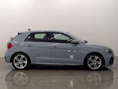 Audi A1 Photo freshmotors-3adde7b988fa21f3187c7768b535a32dff34c5df.jpg