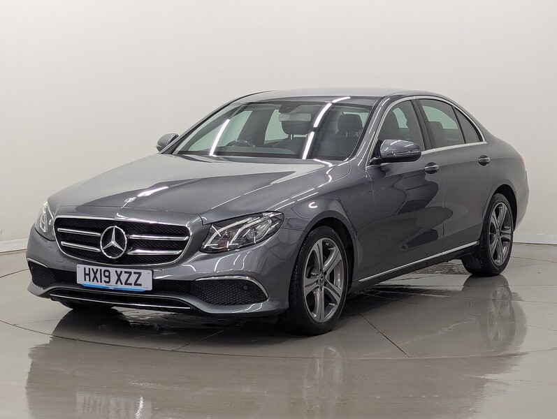 Mercedes-Benz E Class Photo freshmotors-41ed9a77f67159032e6db27465c78d8551456bd3.jpg