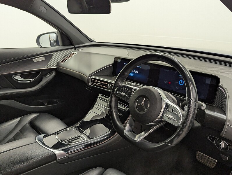 Mercedes-Benz EQC Photo freshmotors-48070ed70f3cb9e6e71a0bb1219980d89a3a5200.jpg