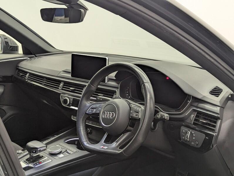 Audi A4 Avant Photo freshmotors-49b9670e9d3da7488fd1331cc88d019f89efe030.jpg