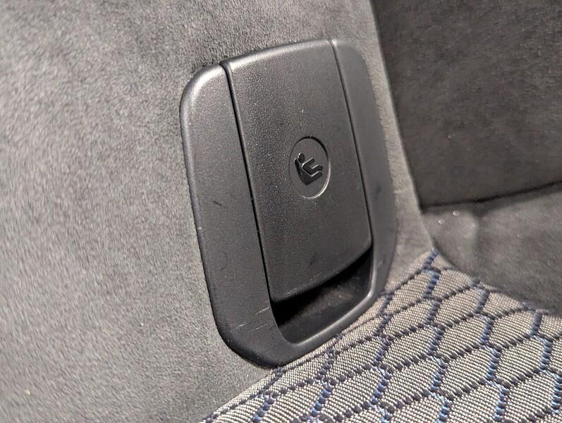 BMW 1 Series Photo freshmotors-49ea7fe9eaba2d8dfccf937695fe0394df26e944.jpg