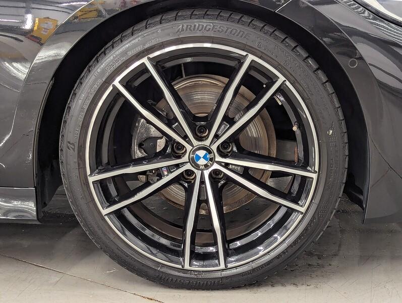 BMW 3 Series Photo freshmotors-4d2d7d18165661d49038c33e14a4f571b85f4960.jpg