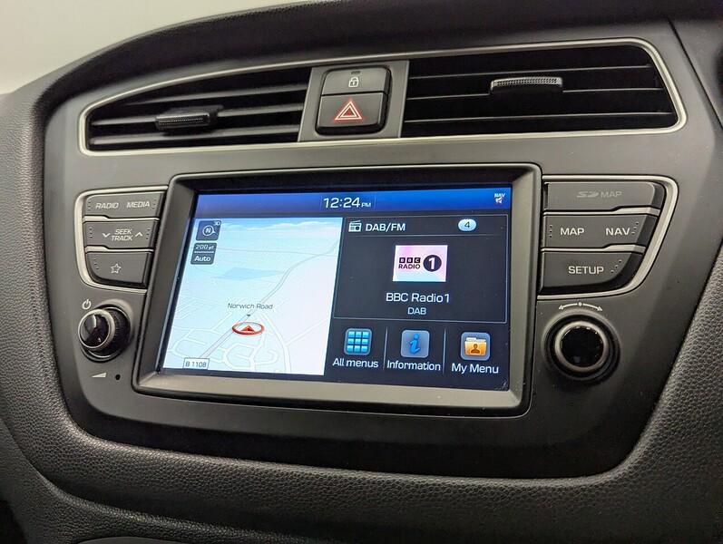 Hyundai i20 Photo freshmotors-4d7d9bd12ffeeed1511c4d56ba8a634e116cde02.jpg