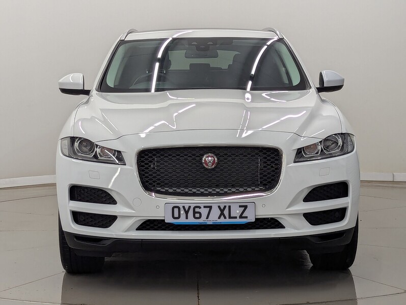 Jaguar F-PACE Photo freshmotors-4ff42f10317bd13bd8914f5589764c6f374c281b.jpg