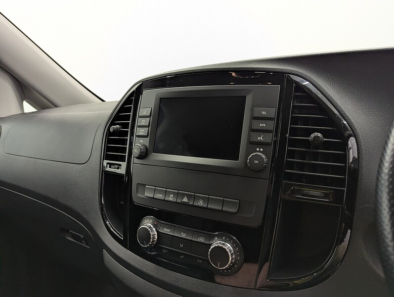 Mercedes-Benz Vito Photo freshmotors-534936b444333a1ba9f5d9c11eb131235fc2c4c5.jpg