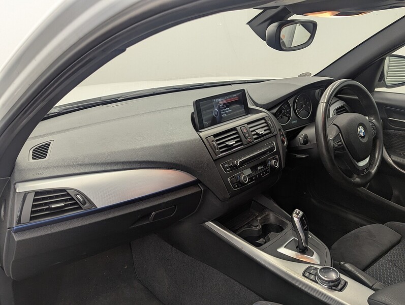 BMW 1 Series Photo freshmotors-549d0304cacb7cfd159c3dcb45e4c088eb4b8c62.jpg