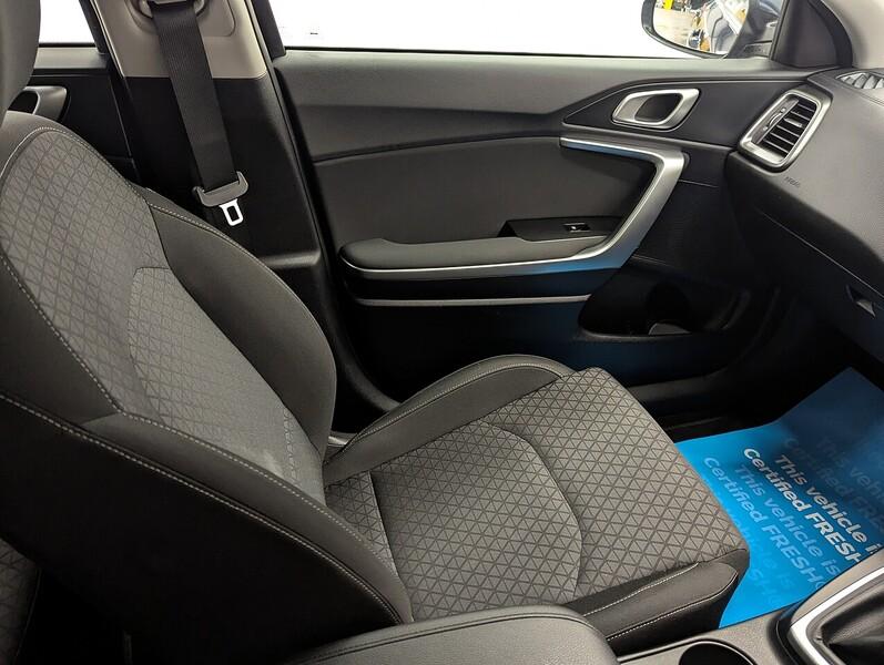 Kia Ceed Photo freshmotors-567766d89fa252683c6d1944d002f7db81df7adf.jpg