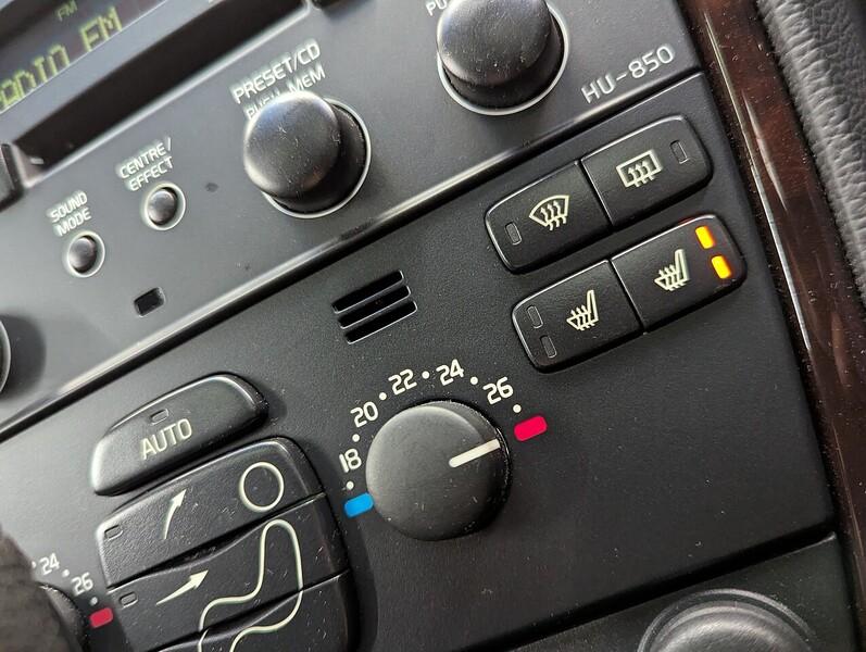 Volvo V70 Photo freshmotors-5b0351fde285f4761567e9fcc236edbbfc539e8f.jpg