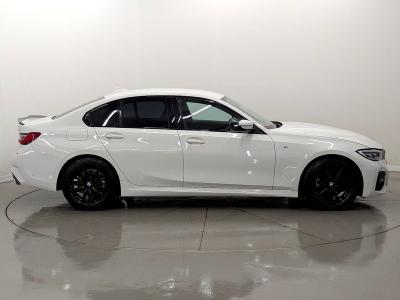 BMW 3 Series Photo freshmotors-5c2327f79552d26864b91cdd3ef1115ccf0aa265.jpg