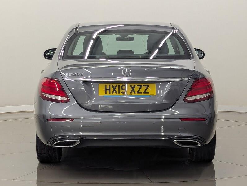 Mercedes-Benz E Class Photo freshmotors-5d3097ea08933c6965491cbe22080c2bd5cb0050.jpg