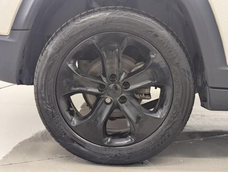 Jeep Compass Photo freshmotors-5d6149e5ee0fe8d84297f6de5c4f8d1f74356c15.jpg