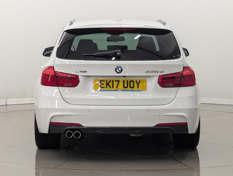 BMW 3 Series Photo freshmotors-5d9ab2b132acf3473d9728aa3292f7362b7a7ddd.jpg