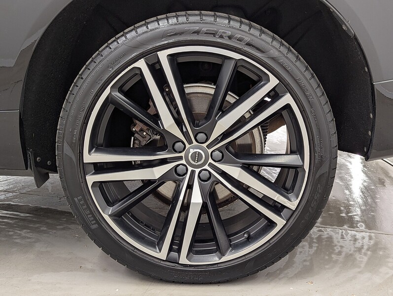 Volvo XC60 Photo freshmotors-5e6b9caaa977750594f04f9a42c491ed31c39e8c.jpg