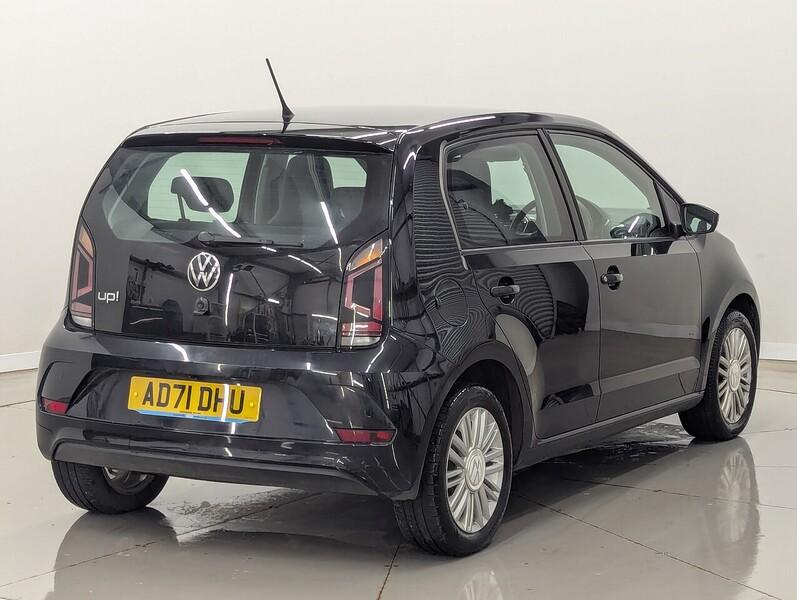 Volkswagen up! Photo freshmotors-5f7aca57f983606b1f9a037122b79e5e4c60d228.jpg
