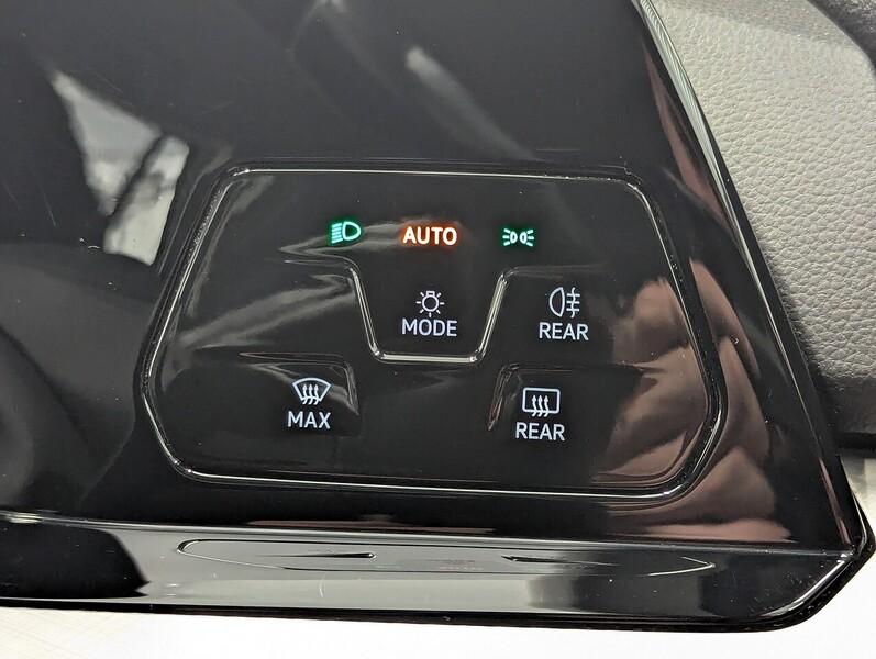 Volkswagen Golf Photo freshmotors-5f8d3169108c491f909788a0f0ab5b30e310d447.jpg