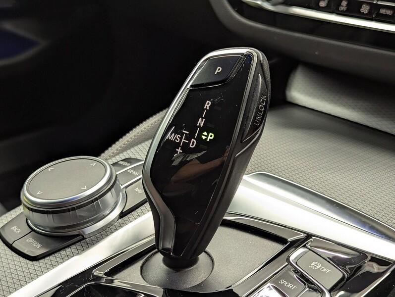 BMW 5 Series Photo freshmotors-62cf009a40a86cb43b37094dd2d608f1d7369fed.jpg
