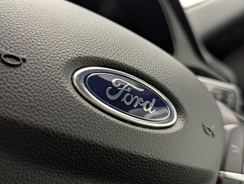 Ford Kuga Photo freshmotors-62cf9f6b01f887c3c741fea4240537bf27df64e8.jpg