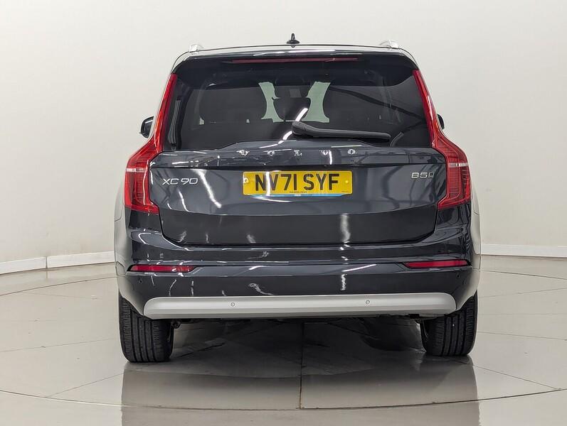Volvo XC90 Photo freshmotors-63330670fc5db4698676cabaf3c89cf750e8180f.jpg