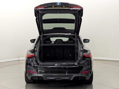 BMW i4 Photo freshmotors-634a41fd64d2d91cb3e6ba25479c47953ba8e5a5.jpg