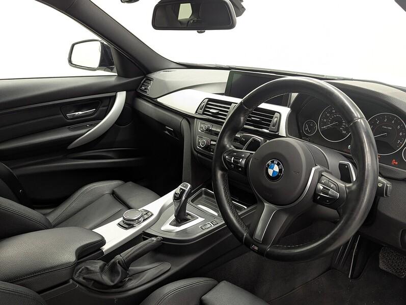 BMW 3 Series Photo freshmotors-694791b2a1bdbf9b711c9df3bdbd23e397262c41.jpg