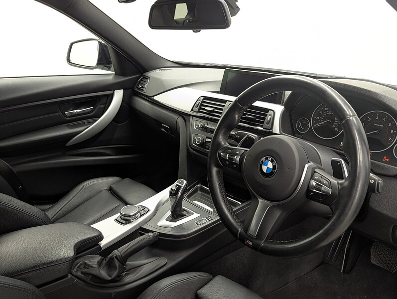 BMW 3 Series Photo freshmotors-694791b2a1bdbf9b711c9df3bdbd23e397262c41.jpg