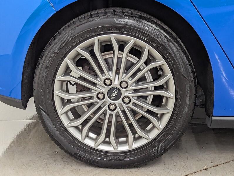 Ford Focus Photo freshmotors-6acd112552e013a5b06584969df17533278e769b.jpg