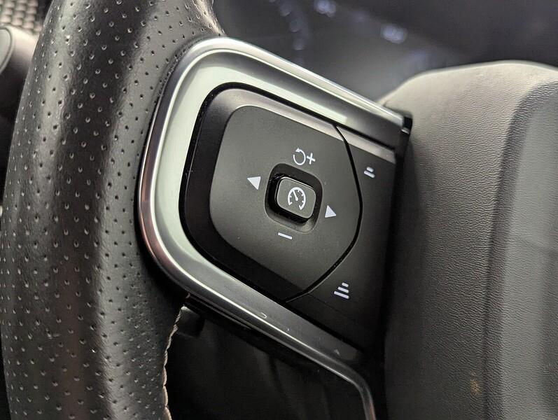 Volvo XC40 Photo freshmotors-6adbdde1791299a9085cf6940d4f83a06ef98424.jpg