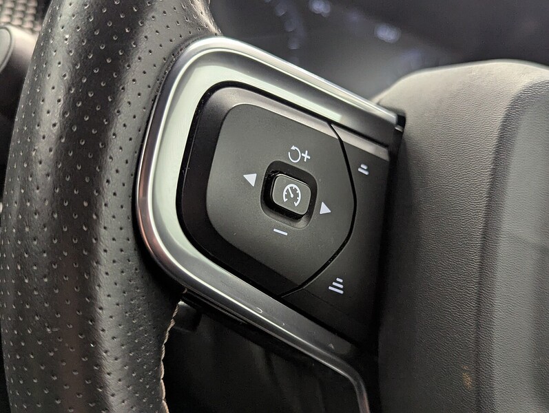 Volvo XC40 Photo freshmotors-6adbdde1791299a9085cf6940d4f83a06ef98424.jpg