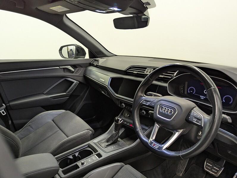 Audi Q3 Photo freshmotors-6bcbfbefecae378b6889dc5fa80b25a78590be85.jpg