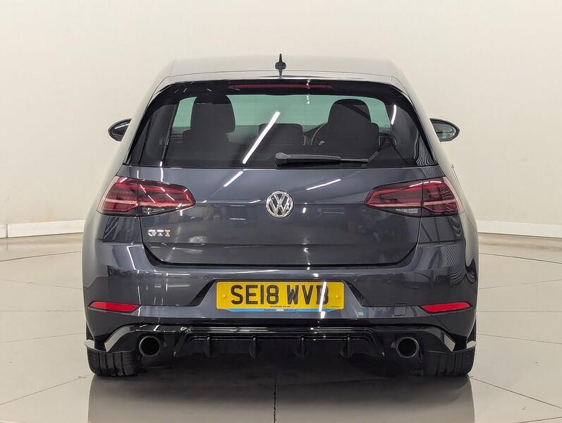 Volkswagen Golf Photo freshmotors-6becfdf35bb828a33a069ef1f1bda7ccae60e0b1.jpg