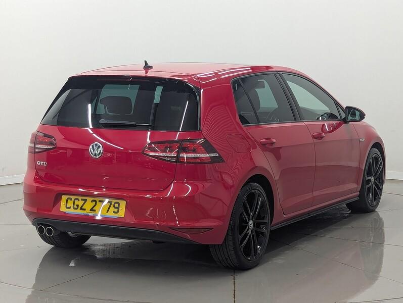 Volkswagen Golf Photo freshmotors-6cc5eaa718e2b432d38b512b3a15ecbdb579664e.jpg