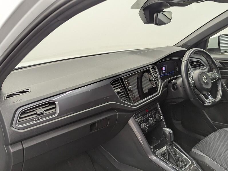 Volkswagen T-Roc Photo freshmotors-6e2fc316b7ddf2621f310b6170778a2d8541f108.jpg