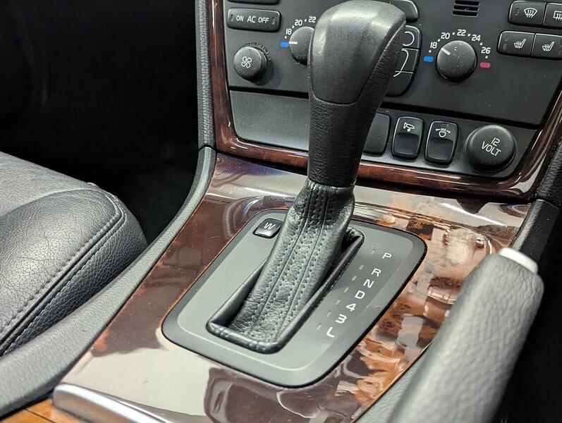 Volvo V70 Photo freshmotors-6e696ec7eaae6e47310d5b09f57aa26921bbf9b8.jpg